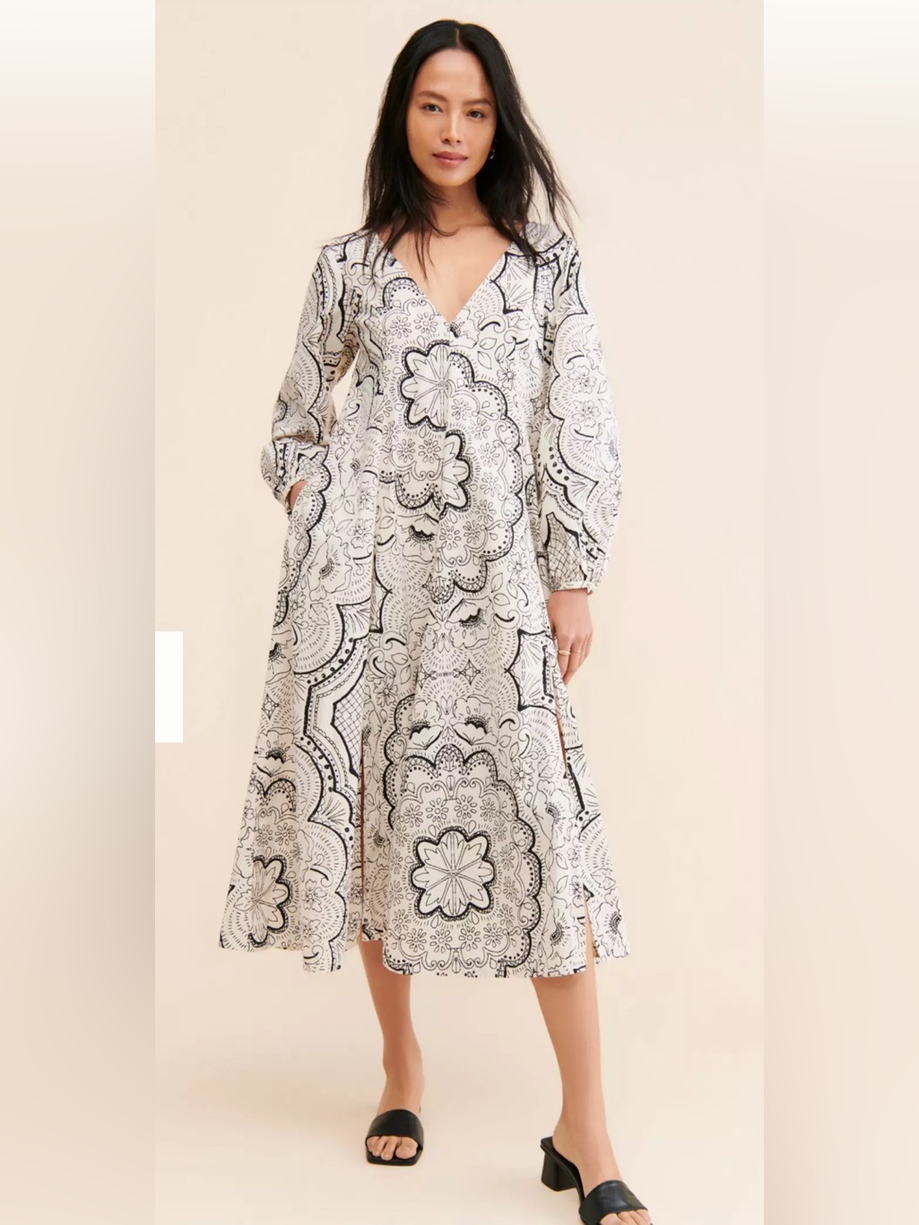 Nwt Anthropologie Size Xs V-Neck Long Sleeve Midi Dress In Black & White